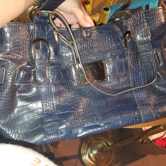 Purses - Picture 11 of 15